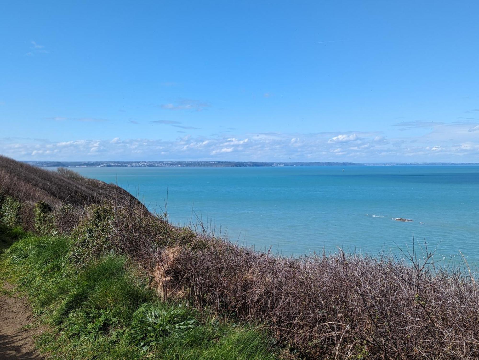 Appart Vue Mer-Au Pied Du Chemin De Randonnee " Bassan" Planguenoual ภายนอก รูปภาพ